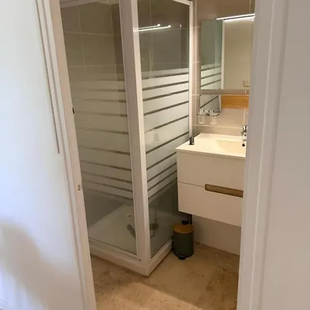 Appartement Avec Terrasse Et Parking Prive *